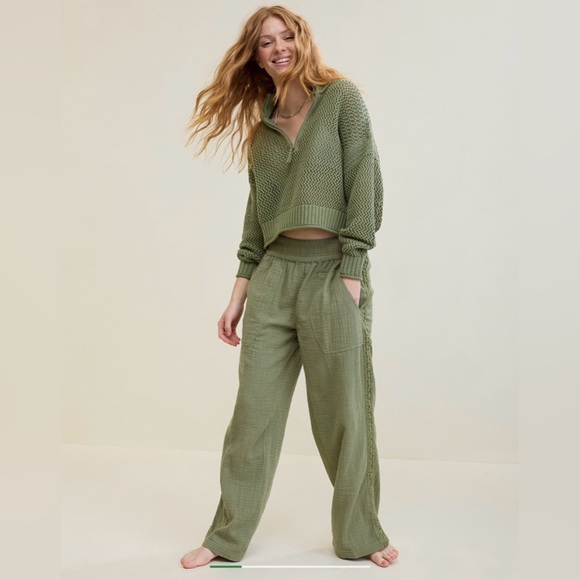 aerie Pants - Aerie Summer Reset Trousers Size Large Olive Green